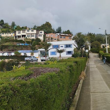 Hotel Colina Los Robles Gachancipa Εξωτερικό φωτογραφία
