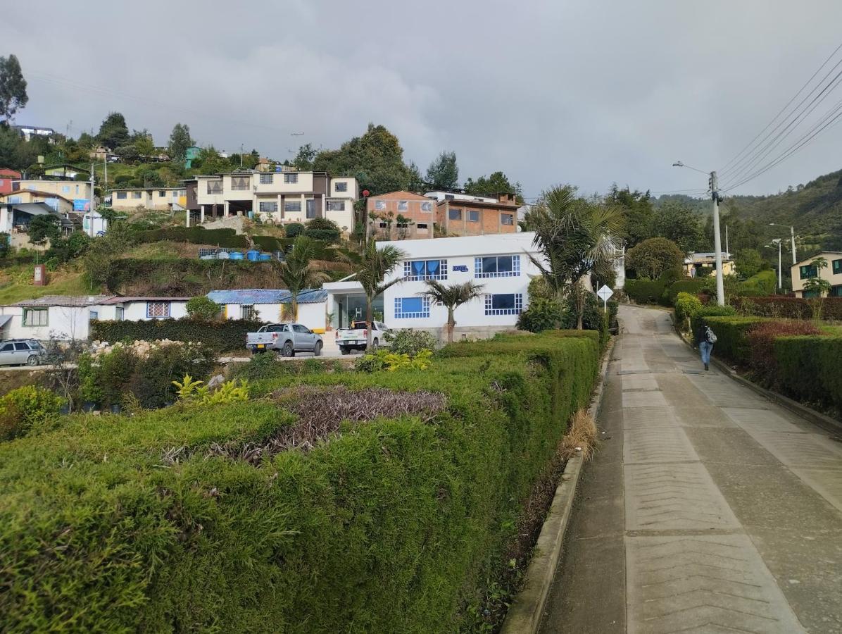 Hotel Colina Los Robles Gachancipa Εξωτερικό φωτογραφία